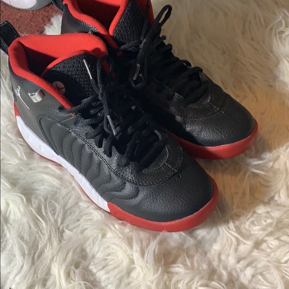 Jordans - Picture 4 of 4